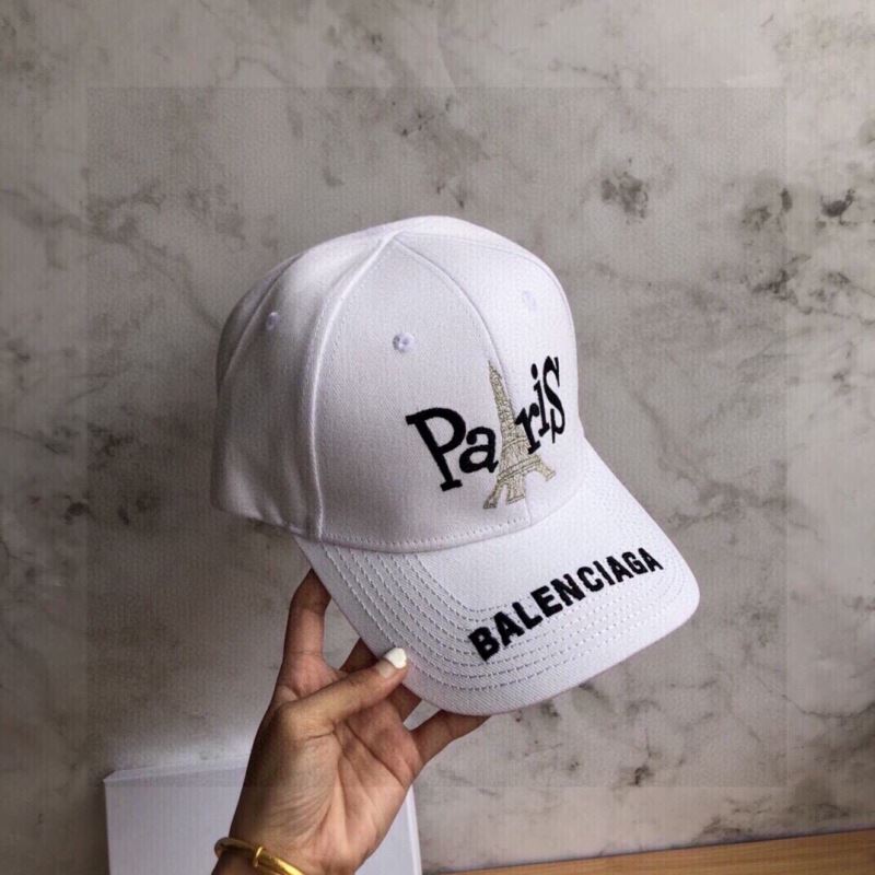 BALENCIAGA